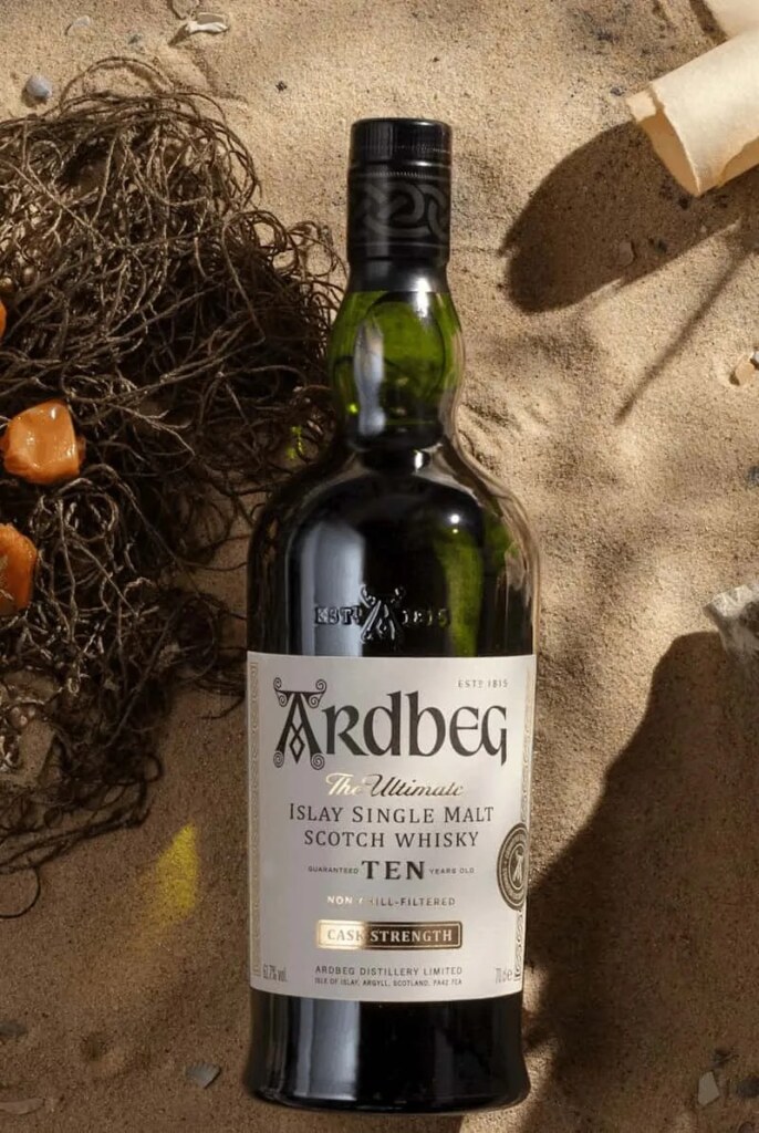 Ardbeg 10 Years Old Islay Single Malt Scotch Whisky avantgard rooftop bar