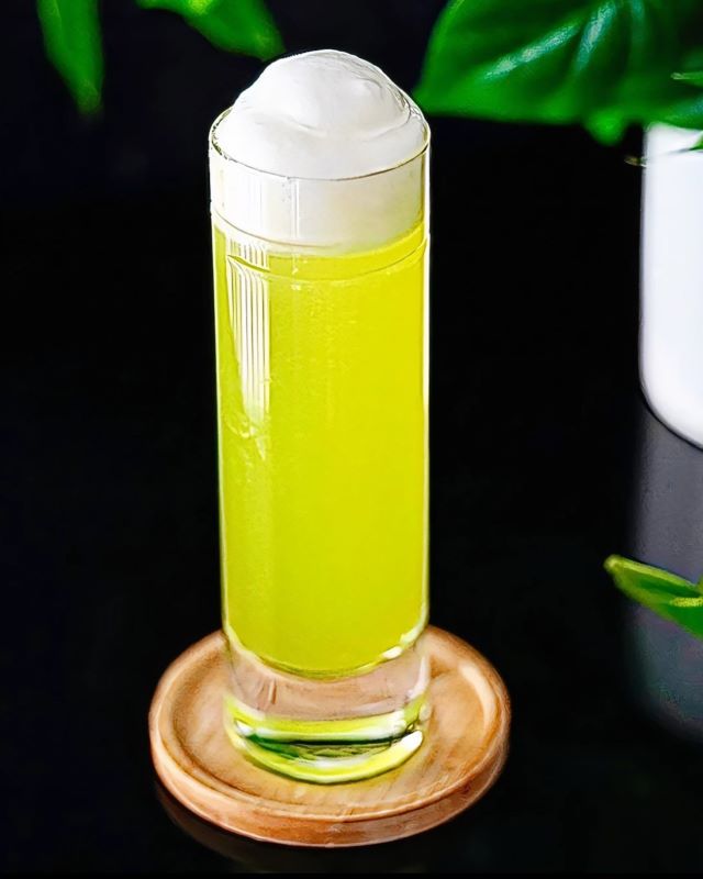 EMERALD YUZU SOUR avantgard rooftop bar