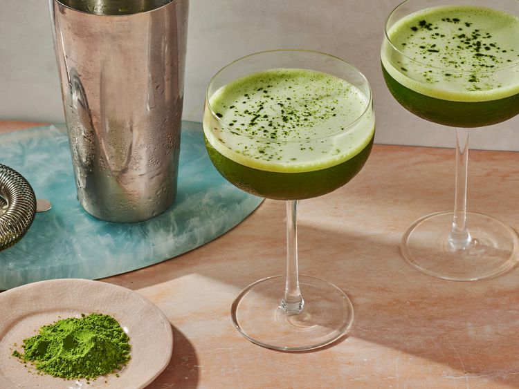 Matcha-Martini-avantgard-rooftop-bar