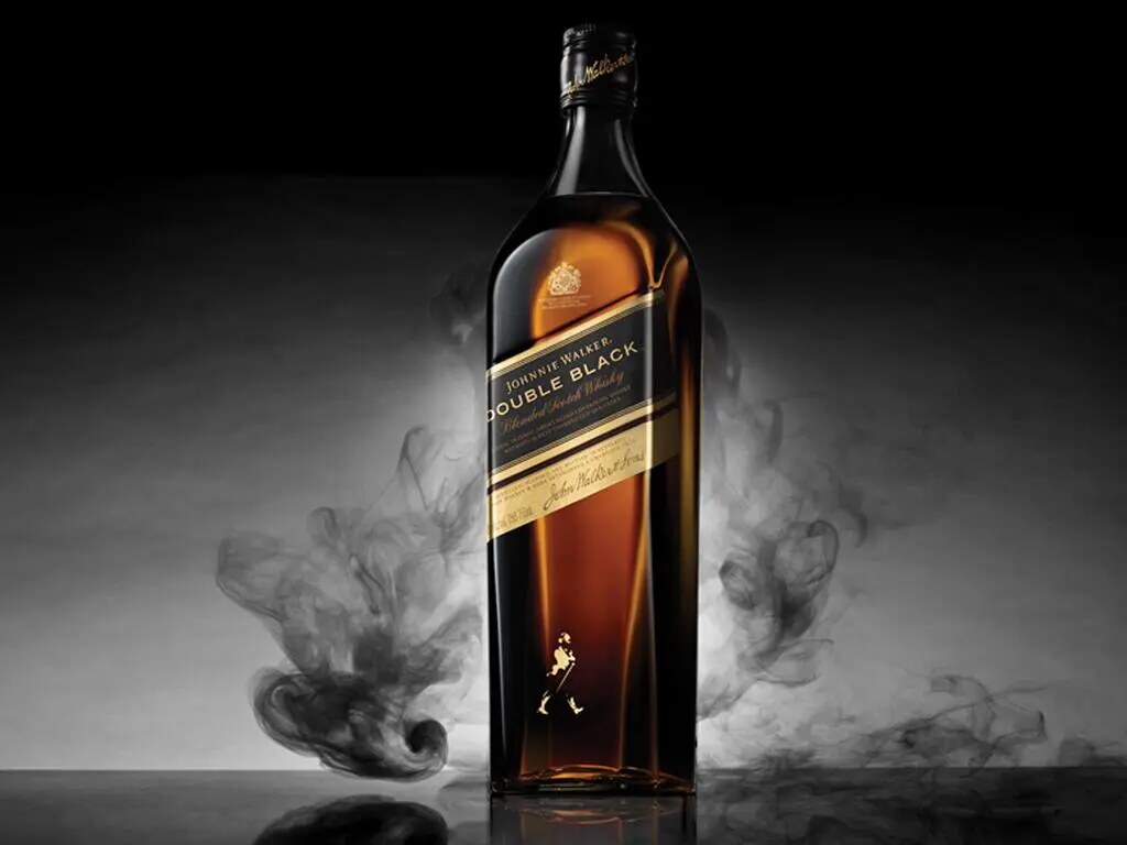 johnny_walker_double_black-avantgard-rooftop-bar.